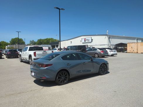 Used 2024 MAZDA MAZDA3 s AWD/4WD image 5