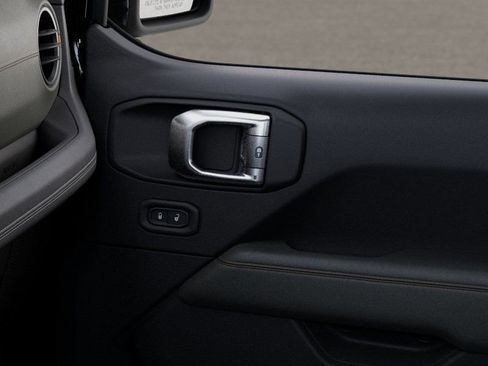 New 2025 Jeep Gladiator Mojave w/ Convenience Group image 27