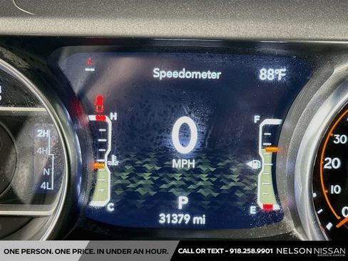 Used 2021 Jeep Gladiator Sport AWD/4WD image 12