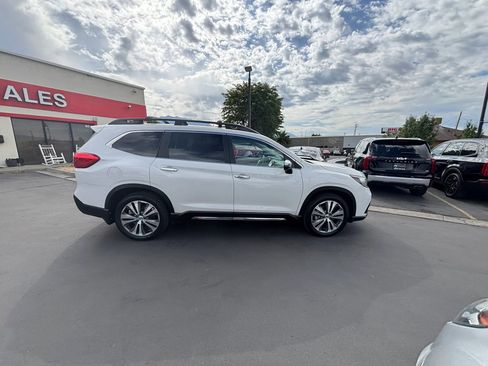 Used 2022 Subaru Ascent Touring w/ Popular Package #2A image 3