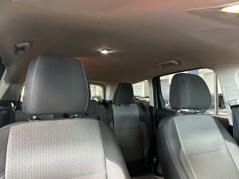 Used 2017 Ford Escape SE FWD image 20