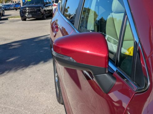 Used 2019 Subaru Ascent Limited image 12