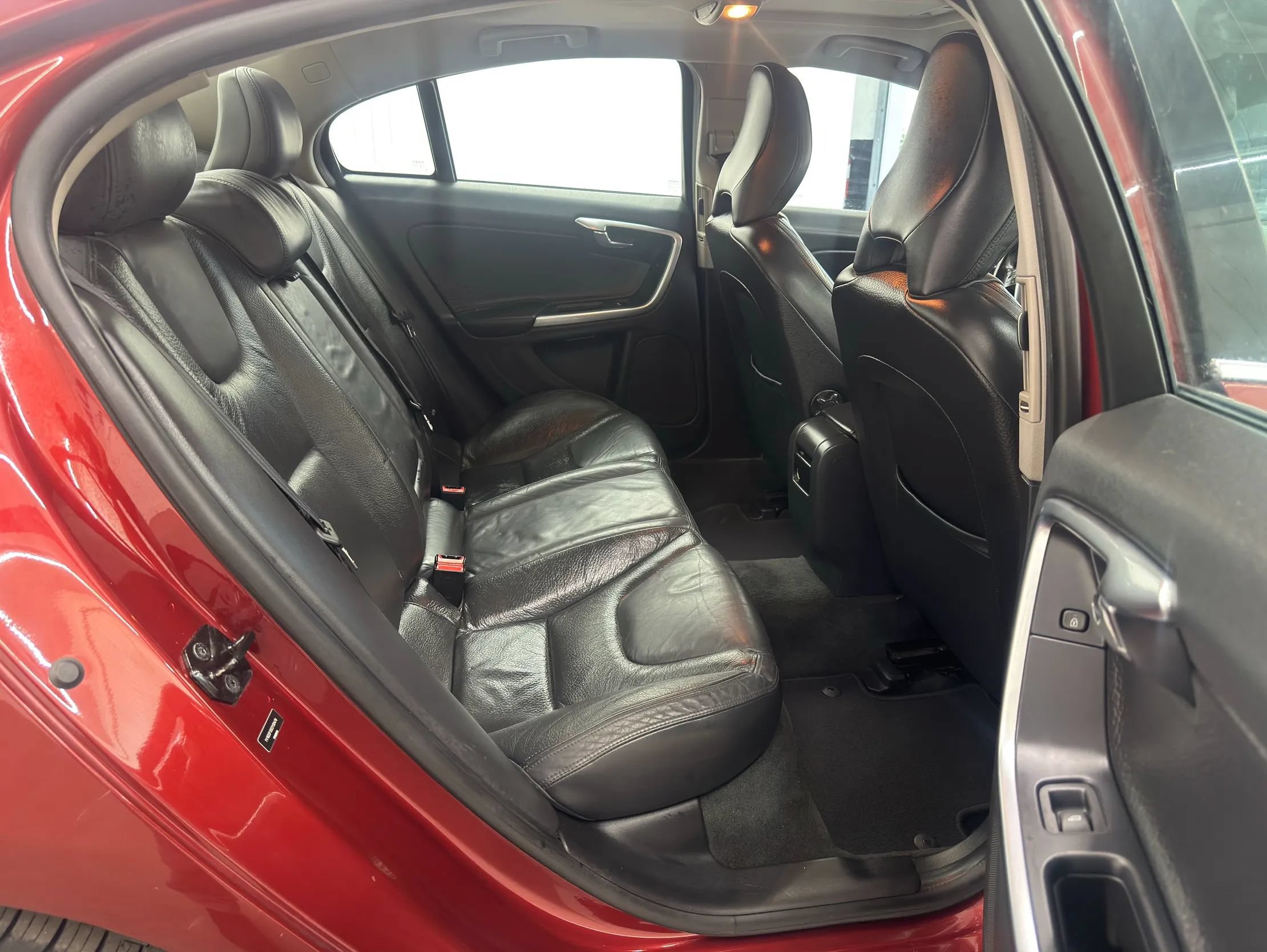 Used 2012 Volvo S60 T5 FWD image 15