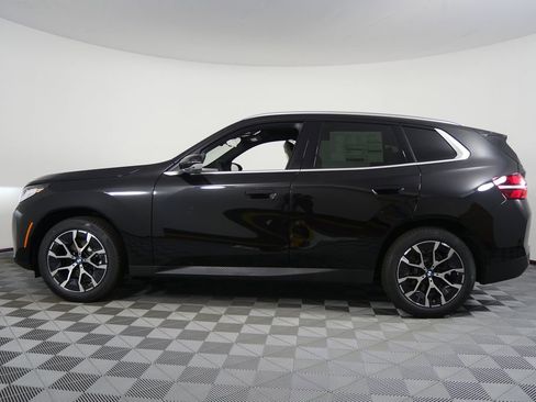 Used 2025 BMW X3 xDrive30i w/ Premium Package image 6