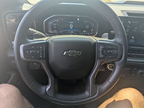 Used 2022 Chevrolet Silverado 1500 ZR2 w/ Technology Package AWD/4WD image 26