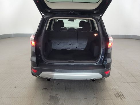 Used 2017 Ford Escape SE w/ Equipment Group 201A AWD/4WD image 29