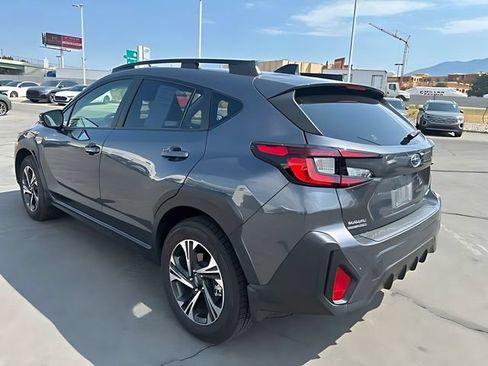 Used 2024 Subaru Crosstrek 2.0i Premium AWD/4WD image 5