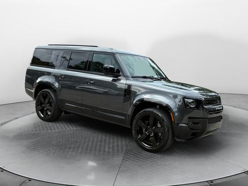 Used 2026 Land Rover Defender 130 V8 AWD/4WD image 3