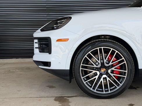 New 2026 Porsche Cayenne S AWD/4WD image 7