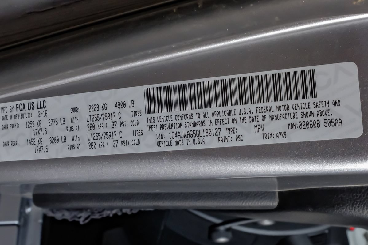 Used 2016 Jeep Wrangler Sport AWD/4WD image 56