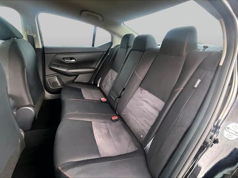 Certified 2025 Nissan Sentra SR FWD image 20