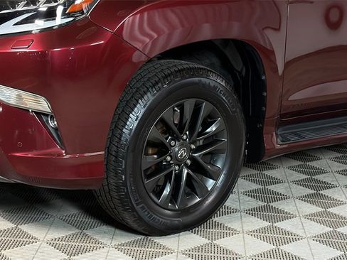 Certified 2021 Lexus GX 460 Premium w/ Premium Package image 4