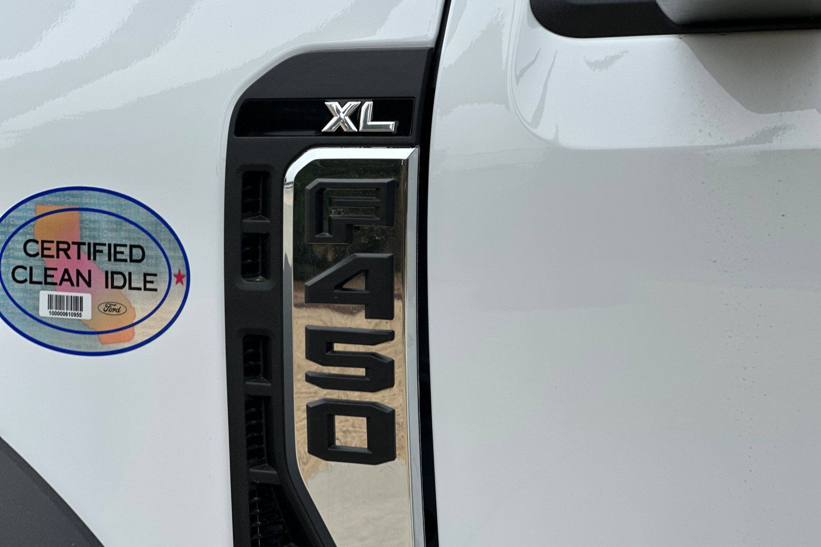 New 2026 Ford F450 XL w/ XL Chrome Package RWD image 23