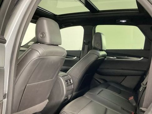 Used 2023 Cadillac XT5 Premium Luxury FWD image 17