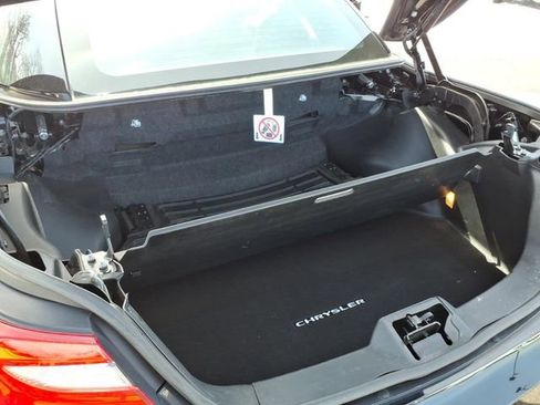 Used 2011 Chrysler 200 Limited FWD image 15