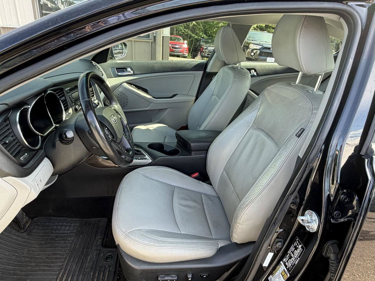 Used 2012 Kia Optima EX FWD image 11