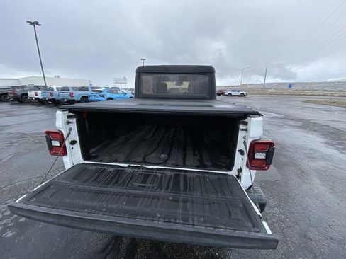 Used 2020 Jeep Gladiator Rubicon image 24