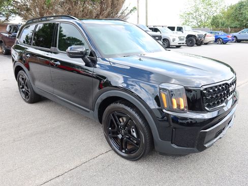 Used 2024 Kia Telluride EX X-Line AWD/4WD image 2
