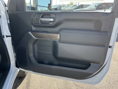 New 2026 Chevrolet Silverado 3500 LT w/ Convenience Package image 21