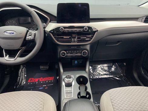 Used 2022 Ford Escape SE w/ Cold Weather Package AWD/4WD image 19