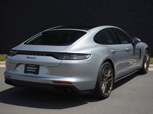 Certified 2023 Porsche Panamera Platinum Edition RWD image 7