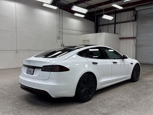 Used 2022 Tesla Model S Base image 27