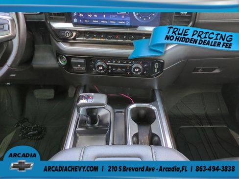 Used 2022 Chevrolet Silverado 1500 LT Trail Boss w/ LT Trail Boss Premium Package AWD/4WD image 19
