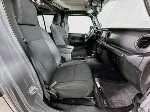 Used 2023 Jeep Wrangler Unlimited w/ Cold Weather Group AWD/4WD image 34