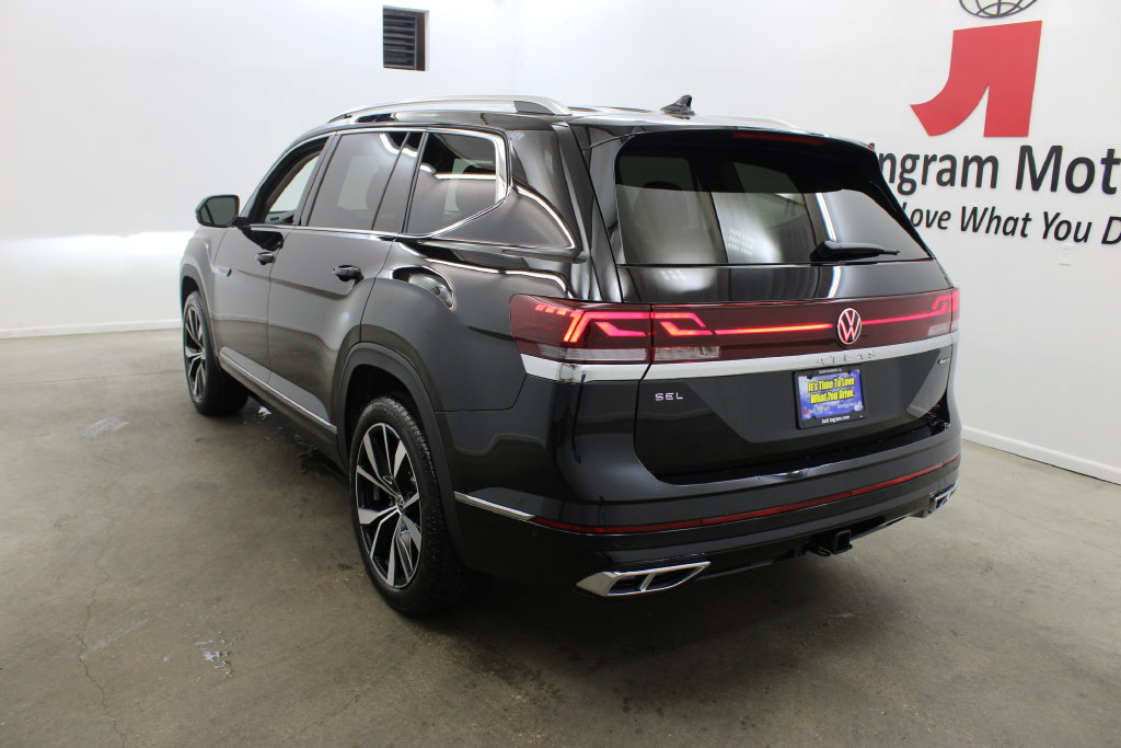 New 2026 Volkswagen Atlas SEL Premium R-Line AWD/4WD image 3