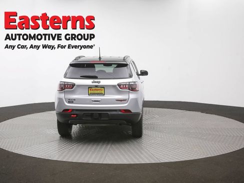 Used 2025 Jeep Compass Trailhawk w/ Trailer Tow Group AWD/4WD image 36