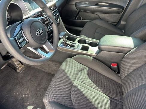 Used 2020 Kia Optima LX image 10