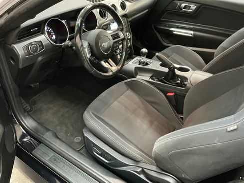 Used 2021 Ford Mustang GT RWD image 11