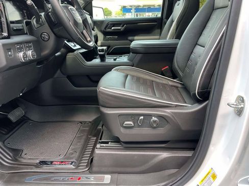 Used 2026 GMC Sierra 1500 AT4X image 28