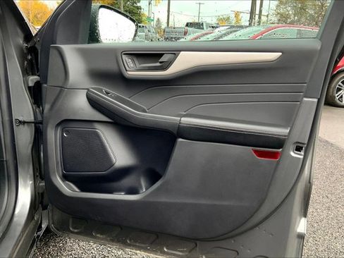 Used 2022 Ford Escape SE w/ Convenience Package image 23