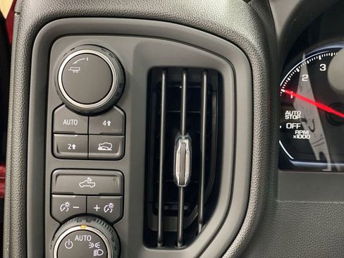 Used 2022 Chevrolet Silverado 1500 Custom AWD/4WD image 16