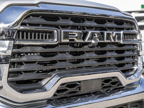 New 2026 RAM 2500 Tradesman w/ Chrome Appearance Group image 10
