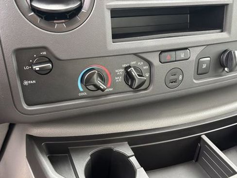 Used 2024 Ford E-350 and Econoline 350 Super Duty w/ Driver's Safety Package image 28