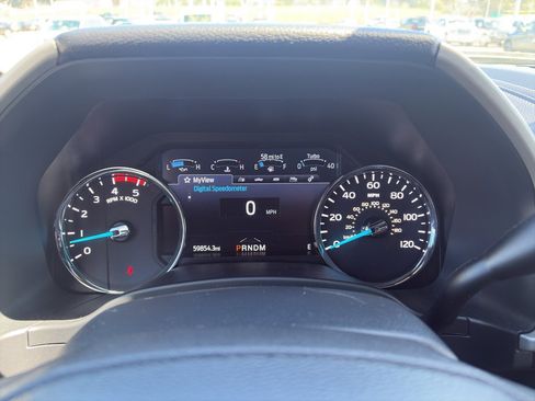 Used 2022 Ford F250 Lariat w/ Tremor Off-Road Package image 9