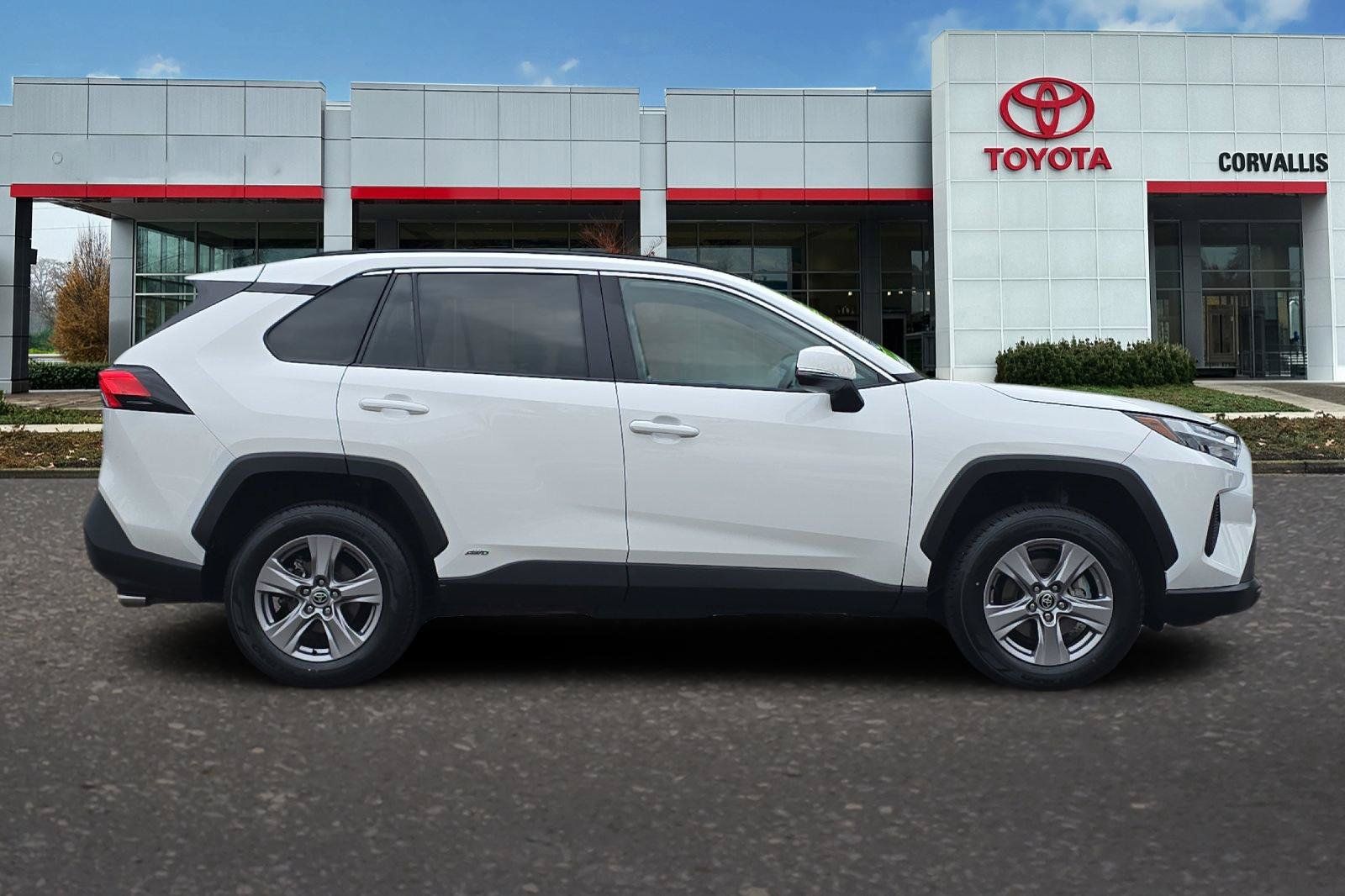 Certified 2025 Toyota RAV4 XLE w/ Convenience Package AWD/4WD image 3
