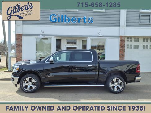 Used 2022 RAM 1500 Laramie AWD/4WD image 1