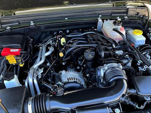 Used 2022 Jeep Wrangler Unlimited Sahara w/ Cold Weather Group image 30