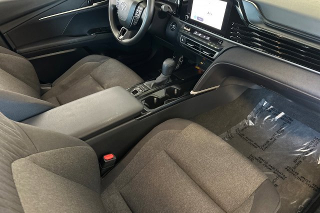 Certified 2025 Toyota Camry LE FWD image 19