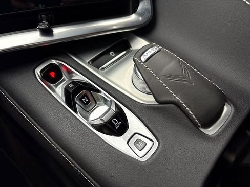 Used 2020 Chevrolet Corvette Stingray Coupe w/ 1LT RWD image 22