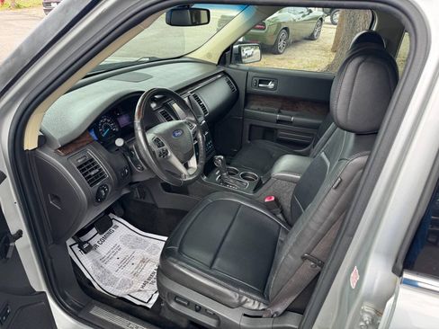 Used 2013 Ford Flex Limited FWD image 9