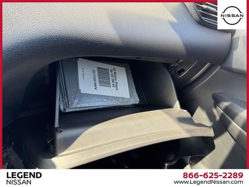 Certified 2022 Nissan Rogue Sport SL image 32