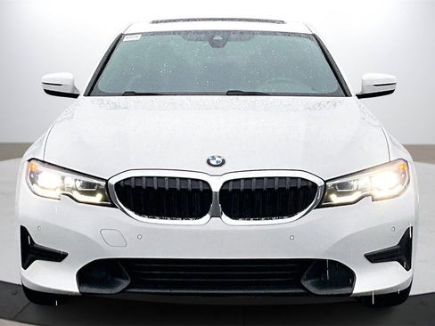 Used 2020 BMW 330i Sedan w/ Convenience Package image 3