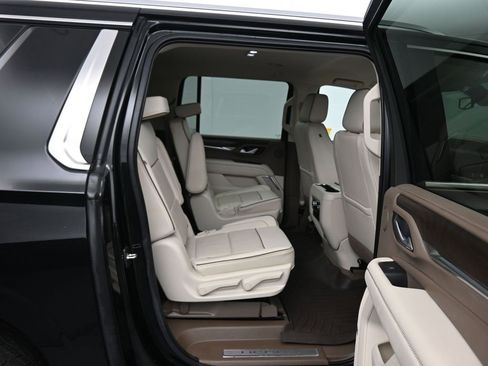 Used 2022 GMC Yukon XL Denali w/ Max Trailering Package image 52