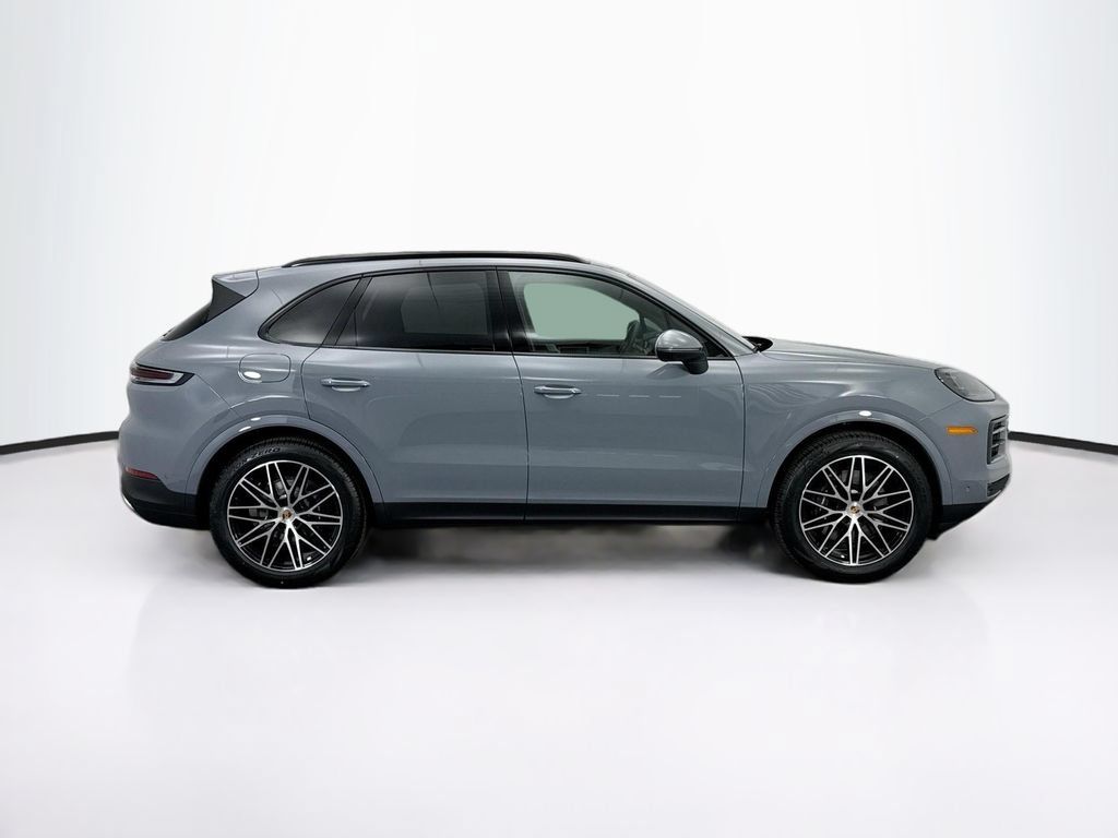 Used 2026 Porsche Cayenne AWD/4WD image 8