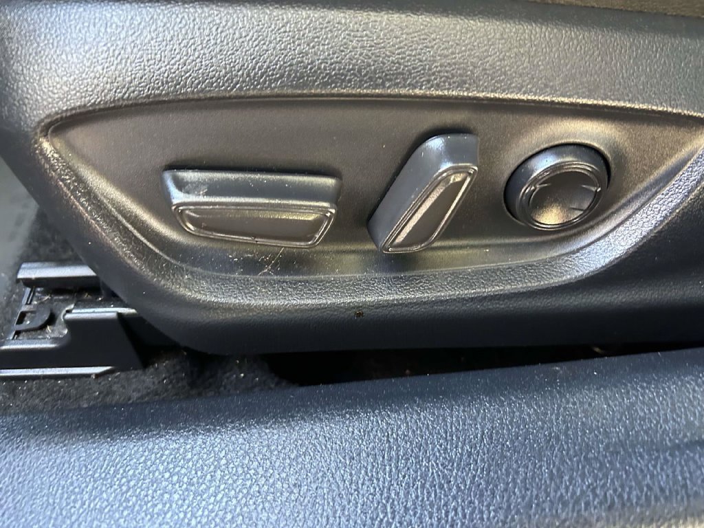 Used 2023 Toyota Camry XSE w/ Cold Weather Package FWD image 13