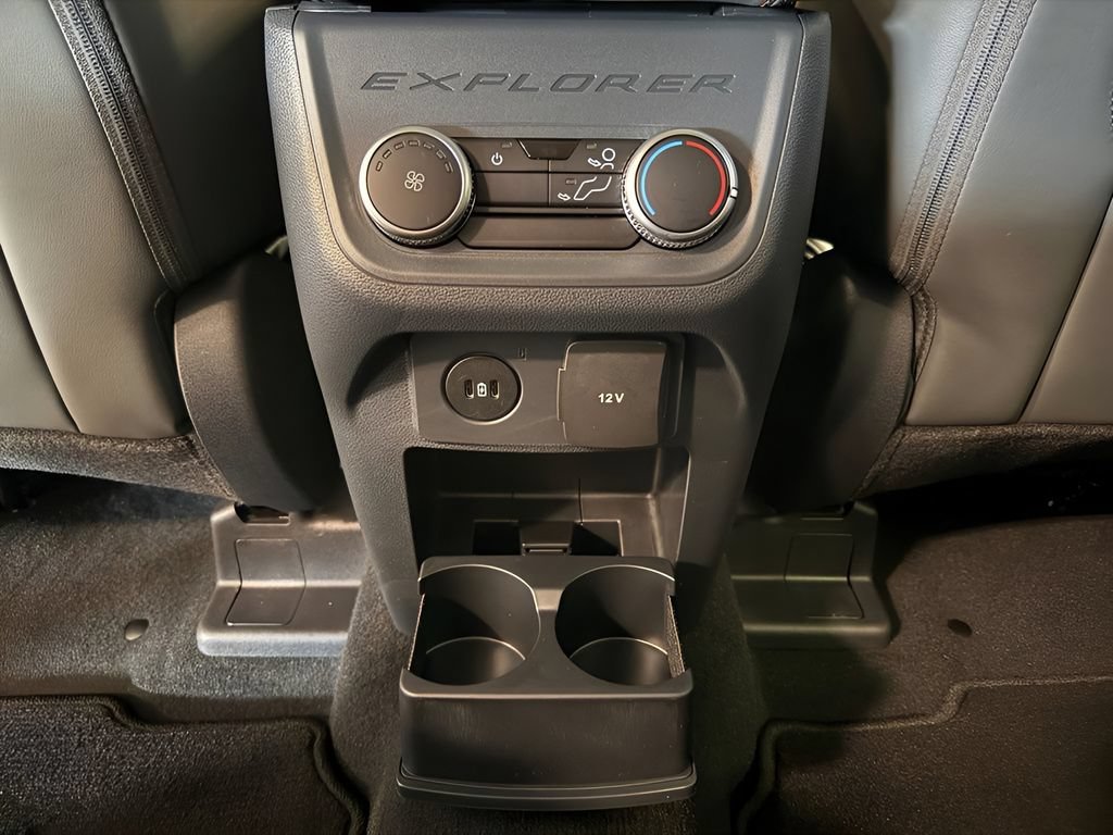 New 2026 Ford Explorer Active w/ Active Comfort Package AWD/4WD image 15